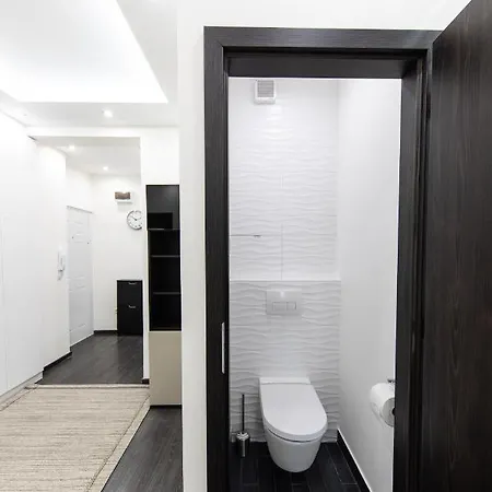 Lejlighed Spacious 3-room With Free Parking Near Stadium