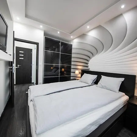 Apartament Spacious 3-room With Free Parking *