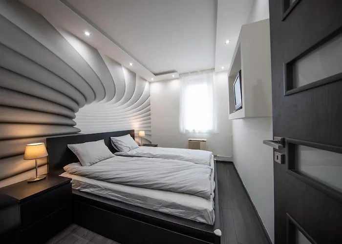 Spacious 3-room With Free Parking Apartman
